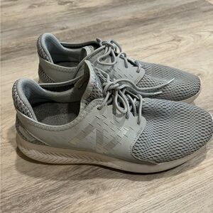 Woman’s New Balance size 8.5